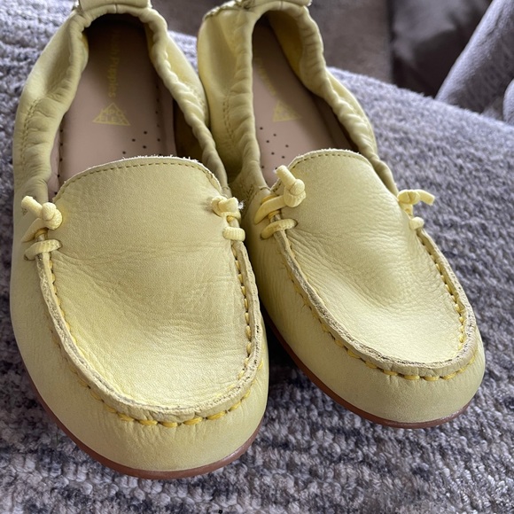 Hush puppies moccassins slip ons - Picture 2 of 5